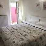 Guest house Casa Sabina 3*