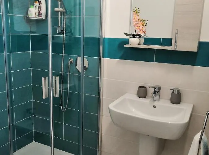 Konukevi Casa Sabina Intra